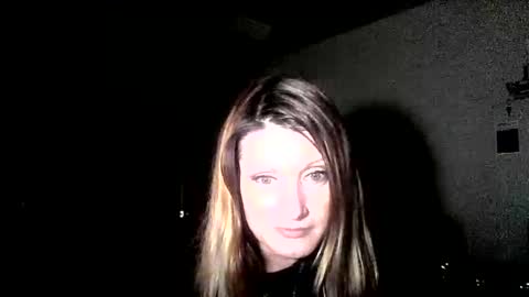 Snapshot of likerightnow chatting on 19, 11, 2025 likerightnow online show from 19, 11, 2025