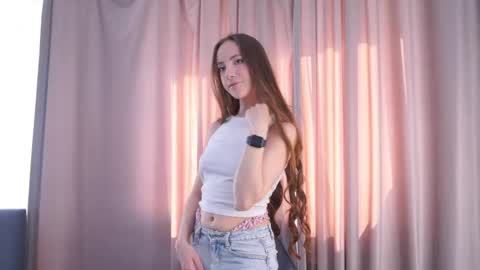 Lisa online show from 8, 5, 2026