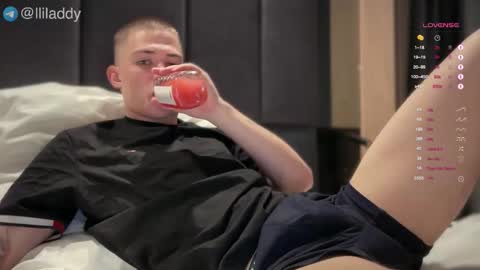 Snapshot of lil_addy chatting on 26, 10, 2025 Addy online show from 26, 10, 2025