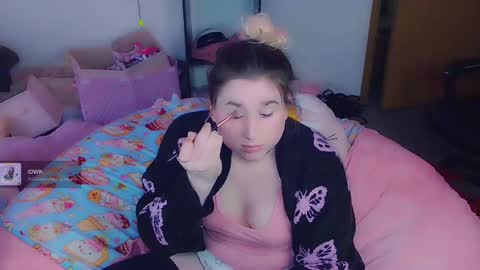 Lil Alison Heart online show from 24, 2, 2025