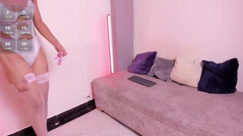 Snapshot of lil_audrey chatting on 14, 12, 2025 Hey Im Audrey online show from 14, 12, 2025