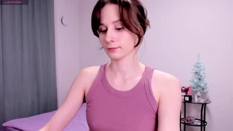 Snapshot of lil_ember chatting on 12, 12, 2024 Little Amber Guys please if its not difficult for you give it a thumbs up online show from 12, 12, 2024
