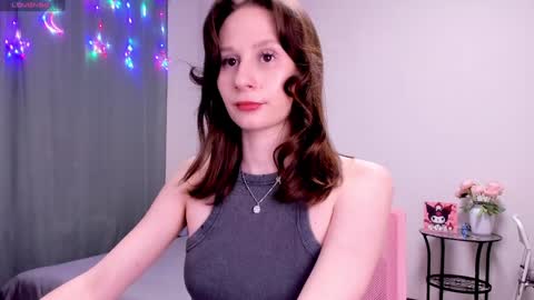 Snapshot of lil_ember chatting on 25, 1, 2025 Little Amber Guys please if its not difficult for you give it a thumbs up online show from 25, 1, 2025