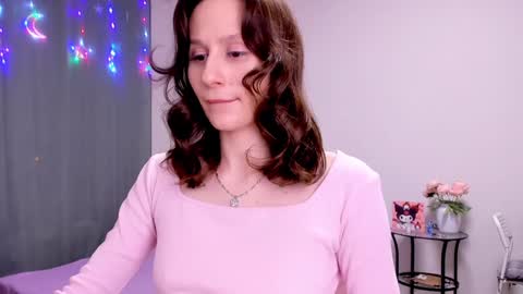 Snapshot of lil_ember chatting on 31, 1, 2025 Little Amber Guys please if its not difficult for you give it a thumbs up online show from 31, 1, 2025