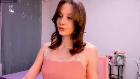 Snapshot of lil_ember chatting on 16, 2, 2025 Little Amber Guys please if its not difficult for you give it a thumbs up online show from 16, 2, 2025