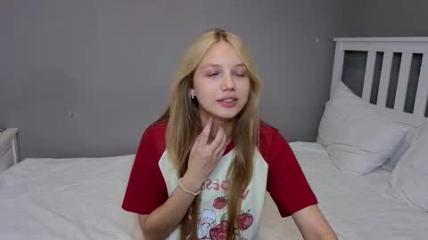 Emma online show from 4, 11, 2025