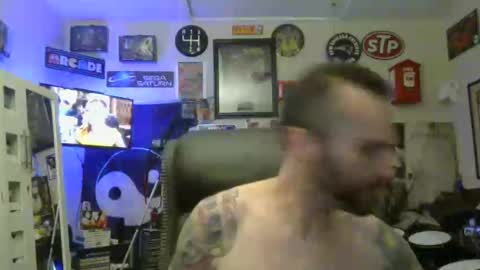 Snapshot of lil_tea_break_6996 chatting on 17, 2, 2025 t online show from 17, 2, 2025