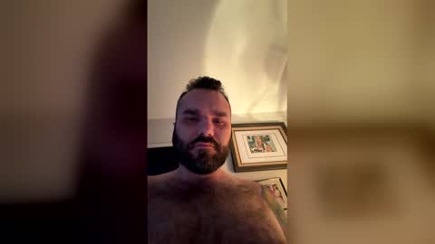 Snapshot of lil_tea_break_6996 chatting on 8, 3, 2026 t online show from 8, 3, 2026