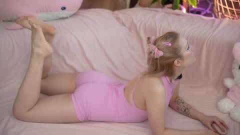 Rina  online show from 21, 11, 2025