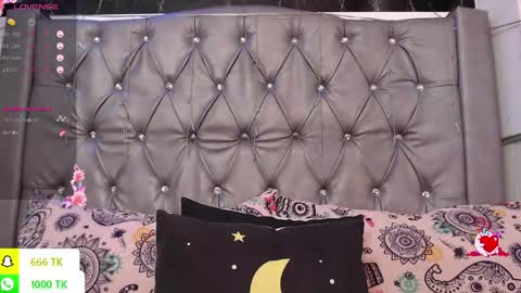 Snapshot of lila_gummy_ chatting on 30, 4, 2026 online show from 30, 4, 2026