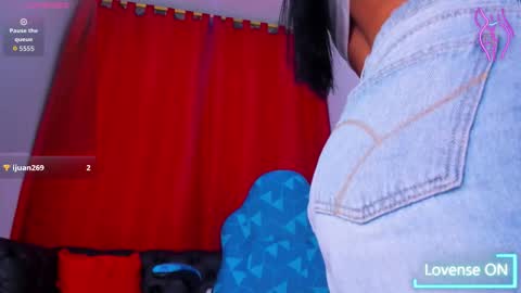 Snapshot of lila_pinky chatting on 24, 10, 2025 L I L A online show from 24, 10, 2025