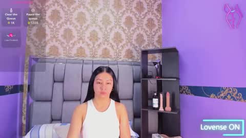 Snapshot of lila_pinky chatting on 3, 11, 2025 L I L A online show from 3, 11, 2025