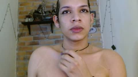 Snapshot of lilaa21 chatting on 2, 12, 2024 -Sunday-start 1730-1830 GMT online show from 2, 12, 2024