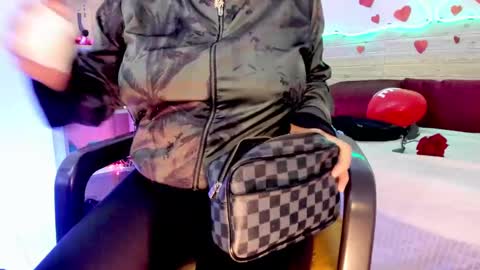 Snapshot of lilah_sweet chatting on 18, 2, 2025 Lilah Sweet online show from 18, 2, 2025