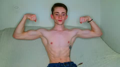 Snapshot of lilbearxxxx chatting on 14, 6, 2026 lilbearxxxx online show from 14, 6, 2026