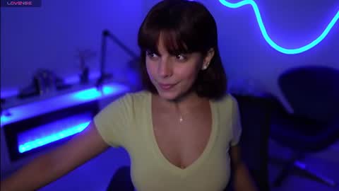 Rebecca online show from 29, 6, 2026