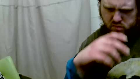 Snapshot of lilbratty_clouds_ogpuffdragon chatting on 7, 11, 2025 lilbratty_clouds_ogpuffdragon online show from 7, 11, 2025