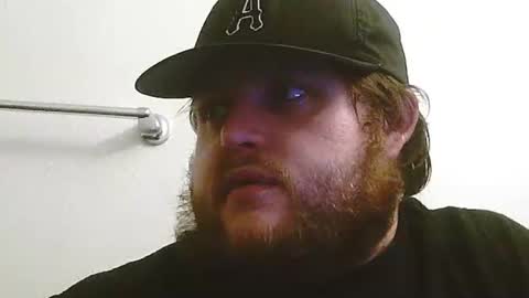 Snapshot of lilbratty_clouds_ogpuffdragon chatting on 19, 11, 2025 lilbratty_clouds_ogpuffdragon online show from 19, 11, 2025