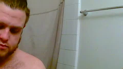 Snapshot of lilbratty_clouds_ogpuffdragon chatting on 10, 1, 2026 lilbratty_clouds_ogpuffdragon online show from 10, 1, 2026