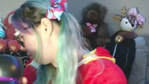 Snapshot of lilemmy1999 chatting on 7, 1, 2026 emily ryanson online show from 7, 1, 2026