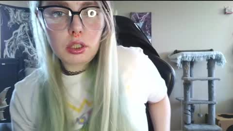 emily ryanson online show from 20, 4, 2026