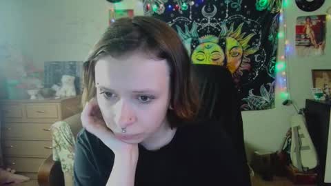 Snapshot of lileyfoxxx chatting on 11, 9, 2025 Lil online show from 11, 9, 2025