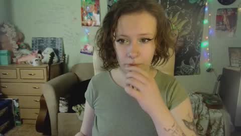 Snapshot of lileyfoxxx chatting on 1, 10, 2025 Lil online show from 1, 10, 2025