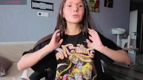 Snapshot of lili_milash chatting on 6, 4, 2026 you can found me online show from 6, 4, 2026