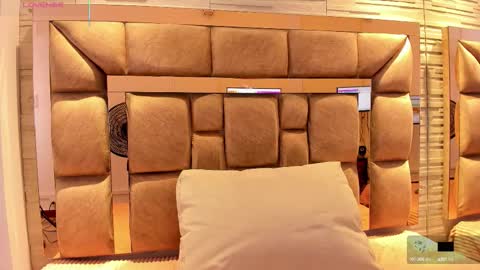 LILIAN  online show from 18, 10, 2025