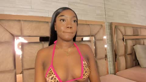 Snapshot of lilian_starfire chatting on 30, 5, 2026 LILIAN online show from 30, 5, 2026