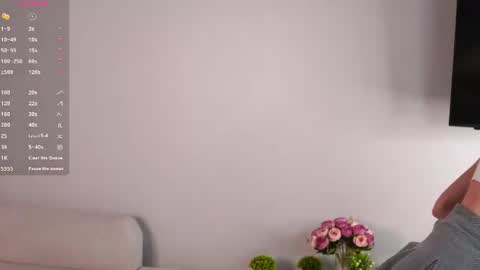 Snapshot of lilianbickford chatting on 14, 6, 2026 Hi I am Luna online show from 14, 6, 2026