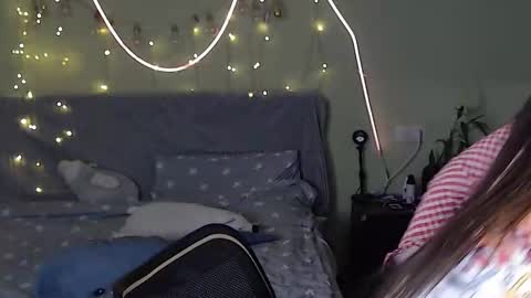 Lilu online show from 27, 10, 2025