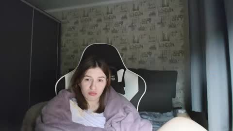 liliawoolf online show from 23, 12, 2025