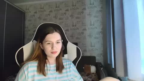 liliawoolf online show from 11, 4, 2026