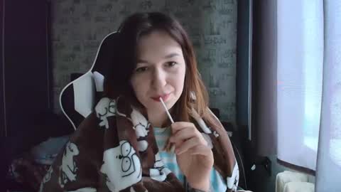 liliawoolf online show from 24, 4, 2026