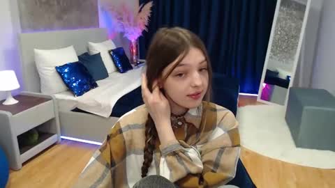 Lili Bakery online show from 25, 1, 2025