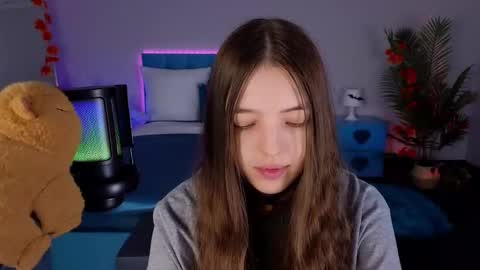 Lili Bakery online show from 10, 11, 2025