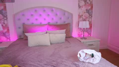 lilielfie online show from 14, 12, 2025