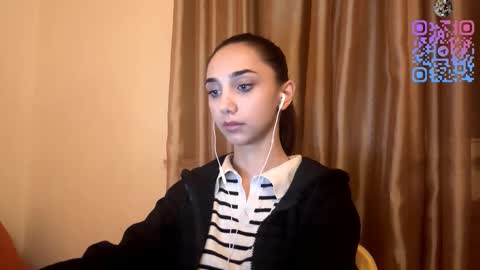 Lina online show from 15, 10, 2025