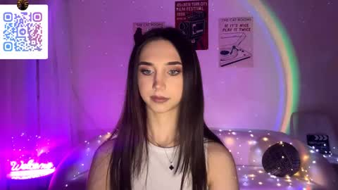 Lina online show from 13, 4, 2026