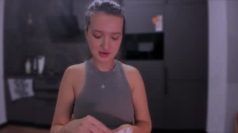 Snapshot of lililaluna chatting on 28, 12, 2024             ...  online show from 28, 12, 2024