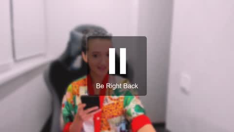 Snapshot of lililaluna chatting on 27, 1, 2025             ...  online show from 27, 1, 2025