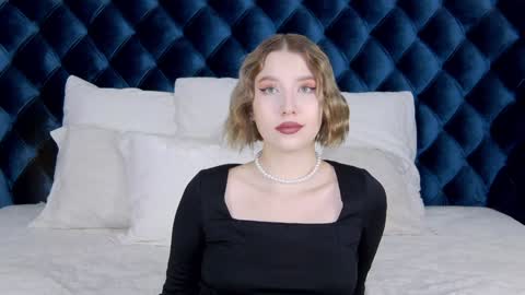 LiliLinn online show from 31, 1, 2025