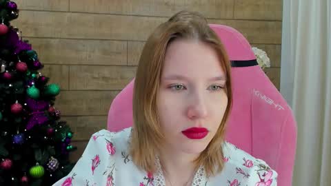 LiliLinn online show from 22, 12, 2025