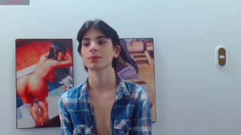 Snapshot of lilit233 chatting on 9, 1, 2026 lilit233 online show from 9, 1, 2026