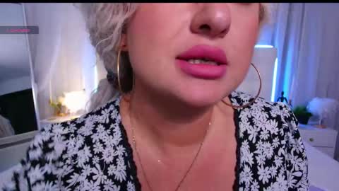 Lilit online show from 21, 9, 2025