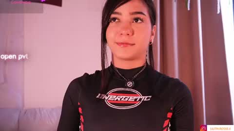 Snapshot of lilith__rosse chatting on 14, 7, 2026 Lilith Rosse online show from 14, 7, 2026