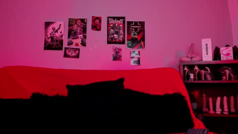 Snapshot of lilith_deveraux_ chatting on 20, 10, 2025 MISTRESS LILITH online show from 20, 10, 2025