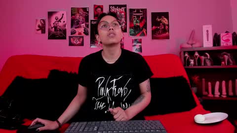 Snapshot of lilith_deveraux_ chatting on 21, 10, 2025 MISTRESS LILITH online show from 21, 10, 2025