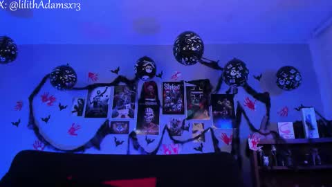 Snapshot of lilith_deveraux_ chatting on 31, 10, 2025 MISTRESS LILITH online show from 31, 10, 2025